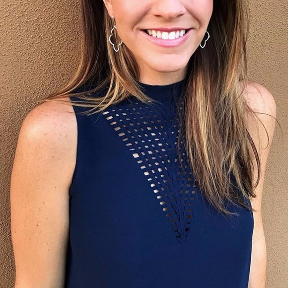 Stella & Dot Emillie Top - Medium - Picture 3 of 5